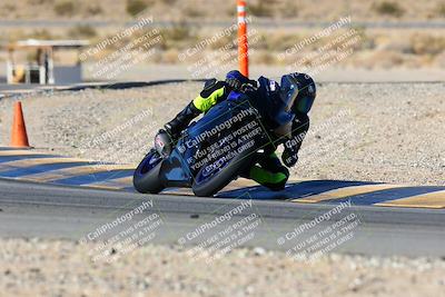 media/Jan-09-2022-SoCal Trackdays (Sun) [[2b1fec8404]]/Turn 11 (935am)/